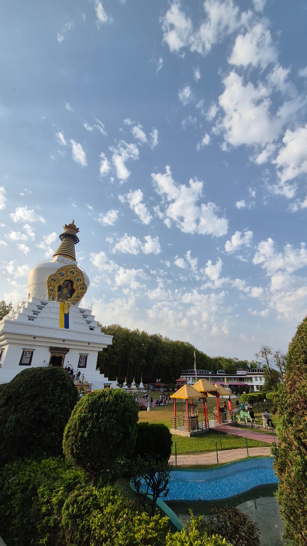 Where Silence Found Me — An Evening at Buddha Temple, Dehradun